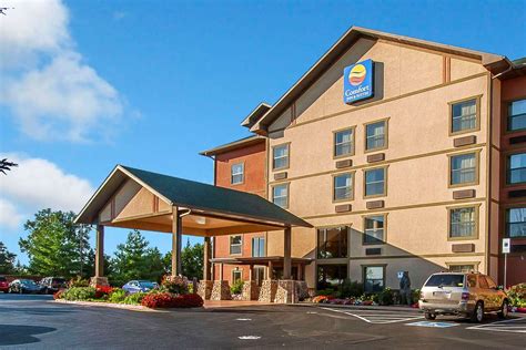 Comfort inn branson. Book Comfort Inn at Thousand Hills, Branson on Tripadvisor: See 607 traveller reviews, 361 candid photos, and great deals for Comfort Inn at Thousand Hills, ranked #9 of 130 hotels in Branson and rated 4.5 of 5 at Tripadvisor. 