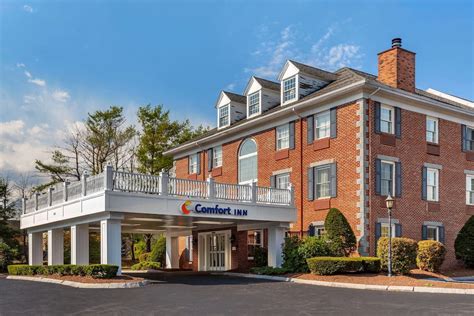 Book direct at the Comfort Inn Rockland - Boston hotel in Rockland, MA near Hanover Mall and Nantasket Beach. Free breakfast, free WiFi. Book direct at the Comfort Inn Rockland - Boston hotel in Rockland, MA near Hanover Mall and Nantasket Beach. Free breakfast, free WiFi. ... 850 Hingham St., Rockland, MA, 02370, US (781) 982-1000 . ….