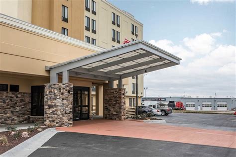 Comfort inn sw omaha i 80. 5 days ago · Book direct at the Comfort Inn Sw Omaha I-80 hotel in Omaha, NE near Ralston Arena and Happy Hollow Club. Free breakfast, free WiFi, indoor heated pool. 