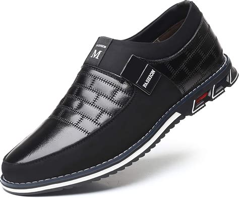 Comfortable business casual shoes. Loafers: Horsebit, penny, and tassel loafers are great for business casual styles. Sneakers: Gaining popularity in the office, but opt for minimalistic, solid-colored designs. Express Your Style: Mix materials, colors, and patterns like two-tone wingtip oxfords or semi-brogues with tweed. 