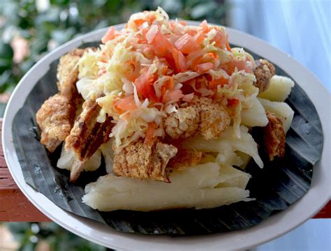 Comida nicaraguense. Nueve comidas nicaragüenses · Surtido típico · Pescado a la tipitapa · Baho · Indio viejo · Nacatamal · Vigorón · Sopa de mondongo ... 