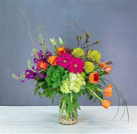 Commack Florist. Commack NY Flower Delivery. James Cress Florist