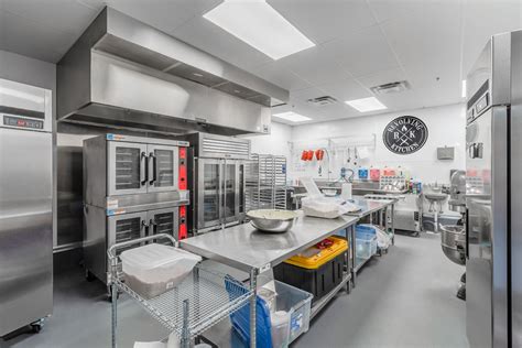 Commercial kitchen rental near me. If you’re looking for a commercial kitchen for rent near Fort Worth, TX, you’ll be impressed by Revolving Kitchen. Our restaurant kitchens include: 24/7 access, including access to conference rooms, co-working space, kitchenettes, Wi-Fi and more. Spacious ghost kitchens that range from 250 to 680 sq. ft. New members can start cooking in ... 