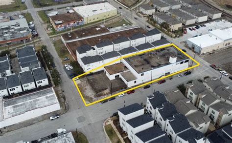 Commercial property for sale houston tx. Tomball, TX Commercial Real Estate Listings for Rent. Property type No. of Listings Total Sq. Ft. Avg. Asking Rent. Office 16 297,924 N/A. Retail 28 1,291,042 $22.19. Industrial 30 3,633,519 N/A. Other 5 1,538,706,912 N/A. Data based on commercial spaces listed for rent on PropertyShark.com. Looking to lease a particular type of commercial ... 