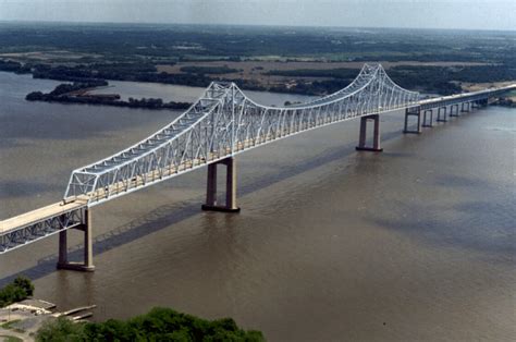 Commodore Barry Bridge - Tolls. Tolls. A $5.00 one-way toll is charged entering Pennsylvania for passenger vehicles (less than 7,000 lb (3,200 kg) gross vehicle weight). A $12 credit will be given on a per tag basis for any DRPA-issued E-ZPass tag that crosses one of the four DRPA bridges 18 times in a calendar month.. 