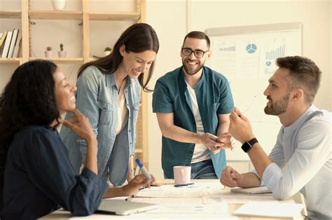 Communicating with Others Effectively