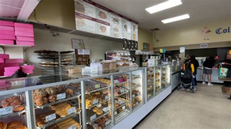 Community organizes buyout of Oakland donut shop after robbery