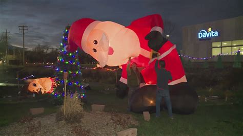 Community rallies to rebuild vandalized holiday display in House Springs