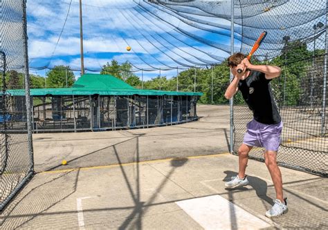 Community reacts with Etobicoke batting cages, go-kart track to close in November