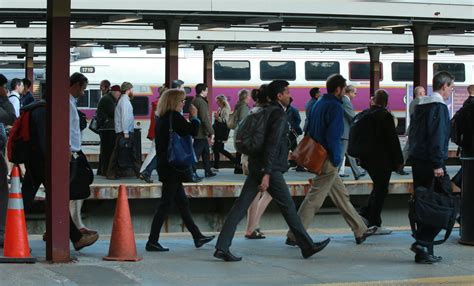 Commuter rail network ‘failing’ riders, group says