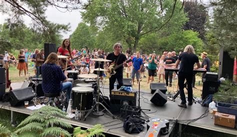 Como Park Zoo and Minnesota Zoo unveil live summer concert series