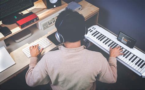 Compose music. Plan your work. Compose at the piano. Write like a pianist. Cultivate the piece. Add the final touches. 1. Plan your work. The most important thing to stress is that anything goes. As we said, there’s no … 
