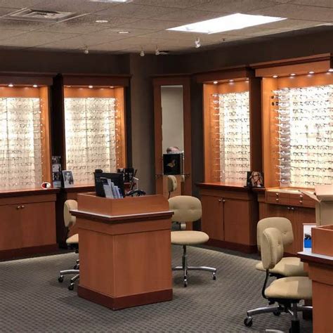 Concord eye center concord nh. Concord Eye Center in New Hampshire offers complete eye evaluations for people of all ages. Our eye doctors check for refractive errors as well as diseases and any other problems that … 
