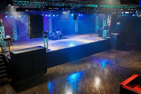 Concord music hall chicago. Concord Music Hall is a mid-sized venue in Chicago with a modern and contemporary stage and sound system. It can host large corporate events, live shows, and full venue buy … 