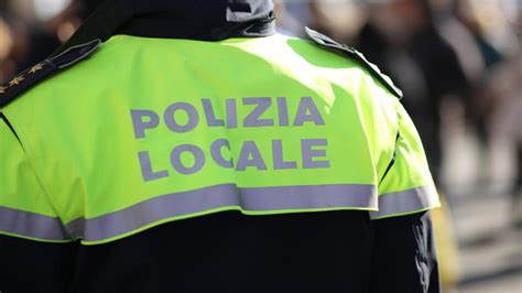 Concorsi Pubblici per agente polizia locale 312 Concorsi Pubblicati