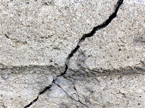 Concrete cracks. 
