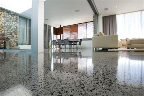 Concrete floor polish. Best for Concrete Floors. Concrete floors are no longer just the bland stuff of warehouses and garages. Today, concrete floors can be stained in a rainbow of colors and polished to create gorgeous, smooth residential floors. Although concrete flooring is sealed when installed, it’s a porous surface that needs to be resealed once a year or so. 