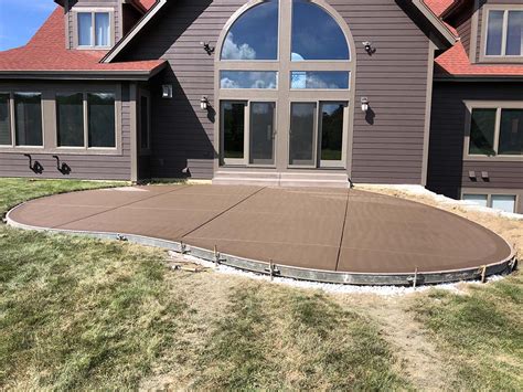 Concrete patio installation in Wyoming – Nicelocal.com