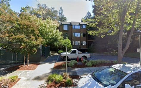Condominium sells for $2.1 million in Palo Alto