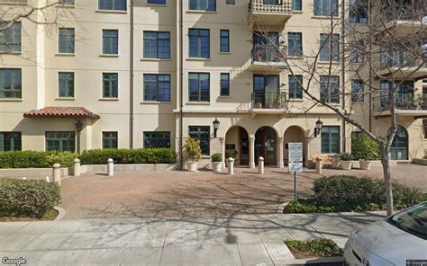 Condominium sells in Palo Alto for $1.7 million