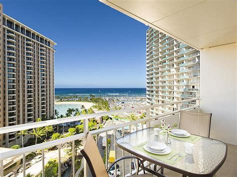 Condos for rent in oahu hawaii. Explore an array of North Shore condos and apartments, all bookable online. Choose from 73 condos and apartments in North Shore, Hawaii and rent the perfect place for your next weekend or vacation. 