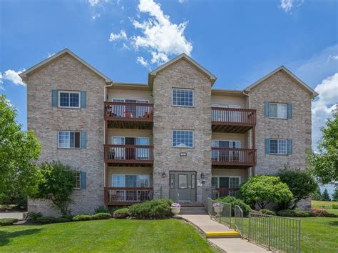 Condos for sale bettendorf. Bettendorf, IA condos for sale 35 Homes Sort by Relevant listings Brokered by RE/MAX Concepts Bettendorf new - 17 hours ago For Sale $149,900 2 bed 1 bath 981 sqft 3470 Parkwild Dr Apt 8... 