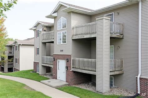 Get the scoop on the 15 townhomes for sale in Cedar Rapids, IA. Learn more about local market trends & nearby amenities at realtor.com®.. Condos for sale cedar rapids ia
