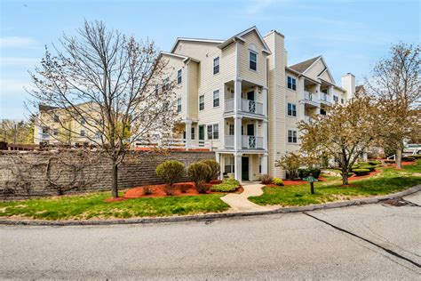 Condos for sale in reading ma. Get the scoop on the 7 condos for sale in Wakefield, MA. Learn more about local market trends & nearby amenities at realtor.com®. ... Reading Homes for Sale $764,450; Lynn Homes for Sale $489,900; 