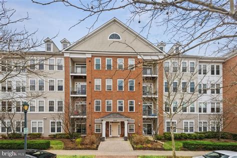 Condos for sale in rockville md. There are 106 real estate listings found in Rockville, MD. View our Rockville real estate area information to learn about the weather, local school districts, demographic data, and general information about Rockville, MD. 