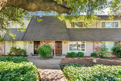 Condos in sacramento. Folsom Ranch Apartments. $1,714 - $3,438. 3728 Broadway Condo for rent in Sacramento, CA. View prices, photos, virtual tours, floor plans, amenities, pet policies, rent specials, property details and availability for apartments at … 