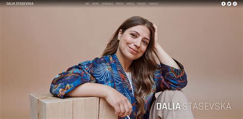 Conductor Dalia Stasevska Official Website