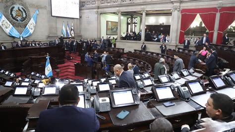 Congreso de Guatemala reconoce al partido Movimiento Semilla tras fallo de TSE