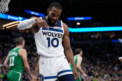 Conley’s Corner: Timberwolves’ Mike Conley is the one of the last of a dying breed — the true floor general