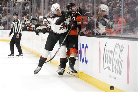 Connor Ingram posts another shutout, Crouse and Keller score in Coyotes’ 2-0 victory over Ducks