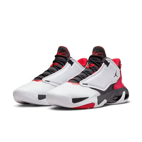 Conquer the Court with the Timeless Style of Jordans 9.5 Shoes