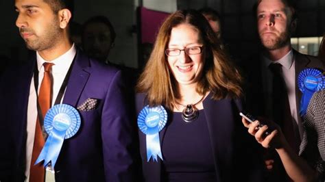 Conservatives win Sleaford by-election as Labour vote slides