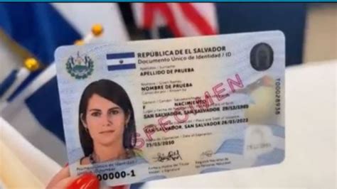 Consulados de El Salvador abren hasta tarde para registar votantes para las elecciones presidenciales