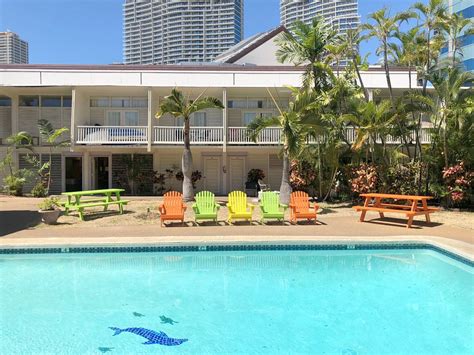 Contact Details Pagoda Hotel in Waikiki - Bedrock