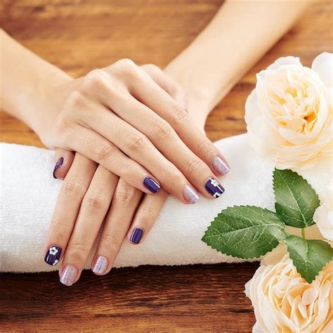 Contact Us - Nail salon