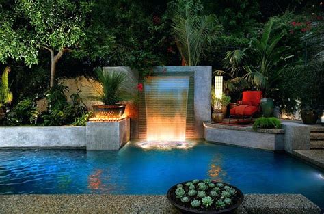 Contemporary Swimming Pool Waterfall Design