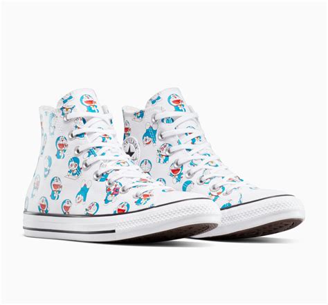 Converse Doraemon
