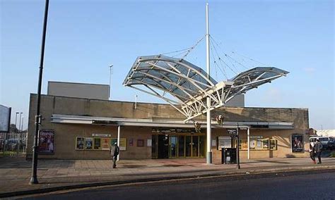 Conway Park railway station - Wikipedia