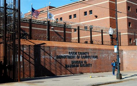 Cook county jail 26th california phone number. .  <a href=https://www.forster-buchhaltung.at/d...