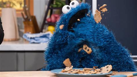 Cookie Monster Eats Cake