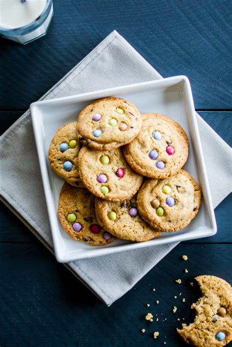 Cookies Smarties, la recette facile - Lilie Bakery