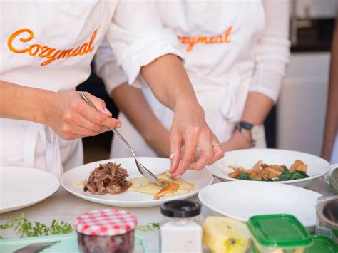 Cooking classes san francisco. Employees of Cruise, the self-driving subsidiary of General Motors, will be the first to jump inside one of the company’s autonomous vehicles that operate in San Francisco without ... 
