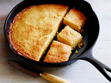 Cooking cornbread in cast iron