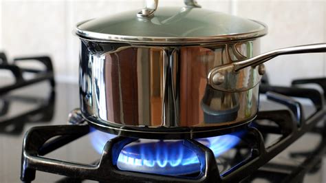 Cooking with a gas stove in your home is like living with a smoker, new Stanford study finds