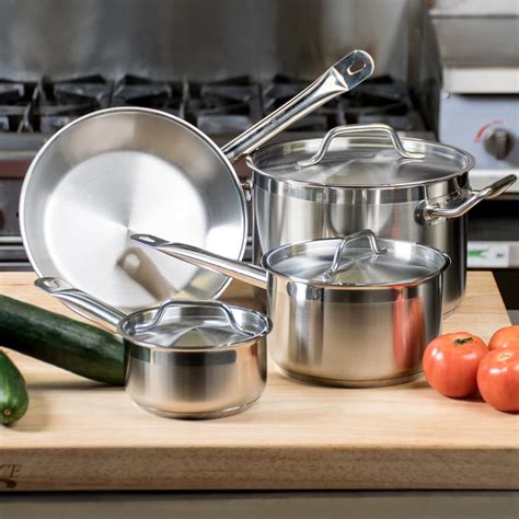 Cookware stainless steel. The cookware is made from recycled aluminium. The set consists of 16 cm, 18 cm and 20 cm cookpots and a saucepan of 16 cm. Suited for all heat sources. 