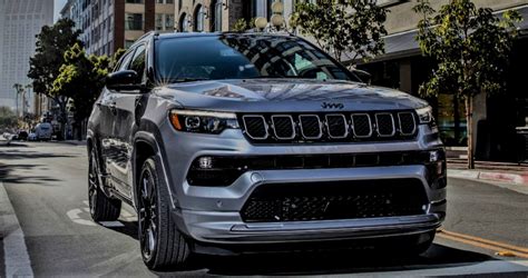 Cool 4x4 suv. SUVs are becoming increasingly popular as a family vehicle, offering more space and versatility than a sedan or hatchback. With so many options on the market, it can be difficult t... 